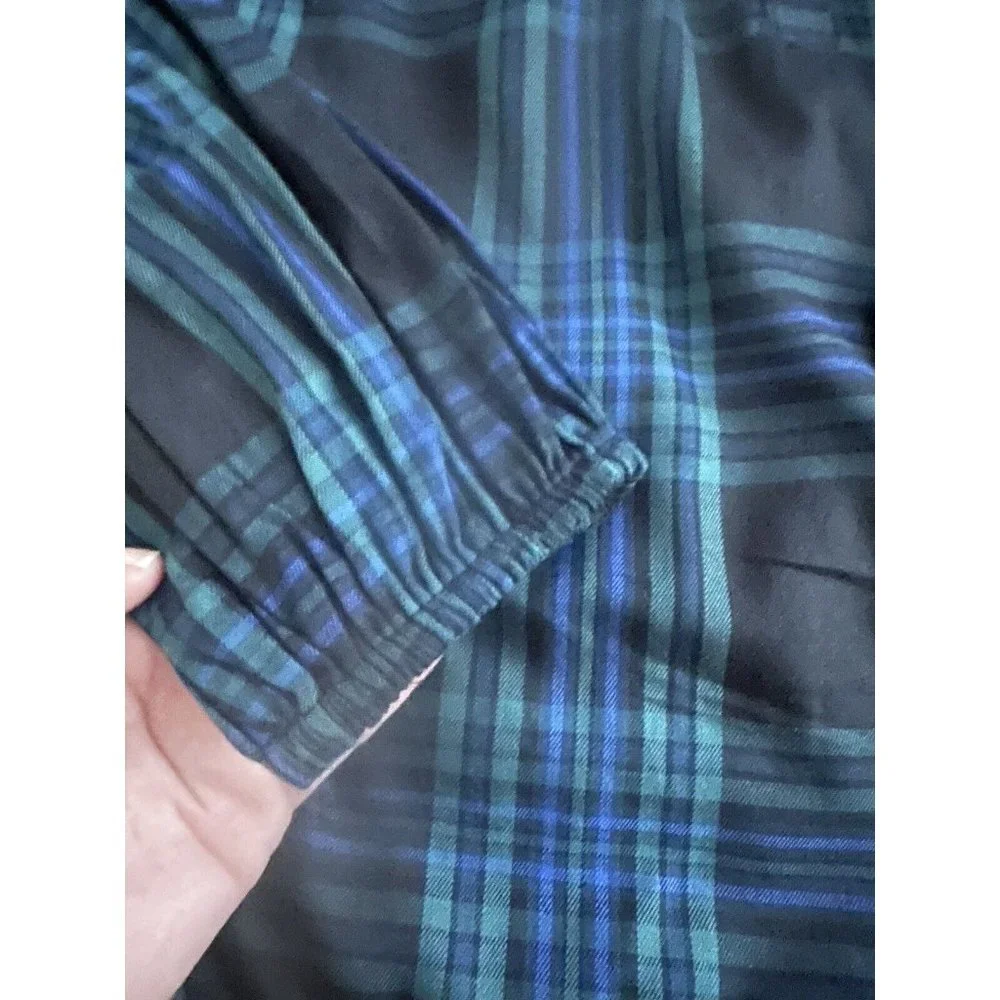 Every Moment Top Long Sleeved Blue Green Scotch Plaid Button blouse Size Medium - Picture 4 of 5